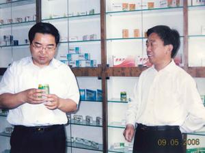 2006年5月9日，時任洛陽市市長連維良到我公司考察